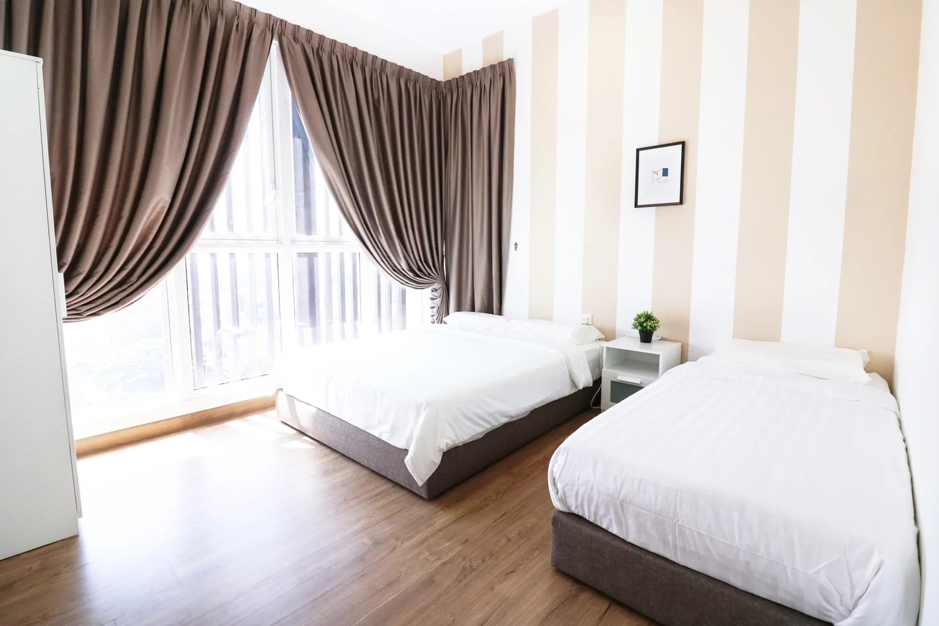 3 BEDROOM @ SENTRIO SUITES, DESA PANDAN