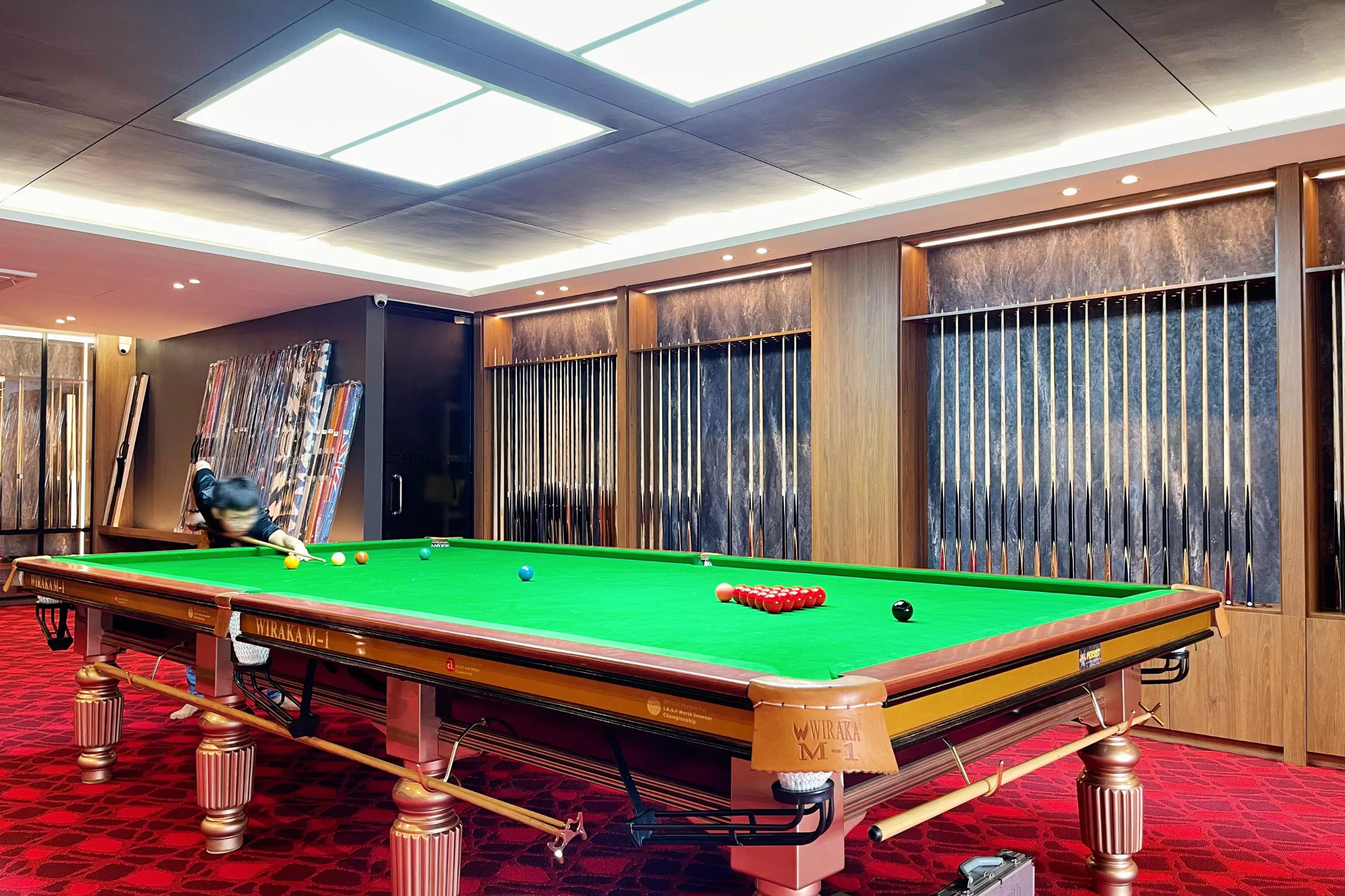Presist Snooker Cue & Accessories